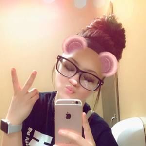 Meet your Posher, Breanna